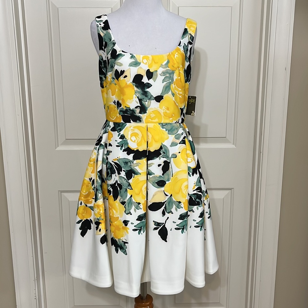 NWT Taylor size 6 ivory gold black floral fit & flare dress $118